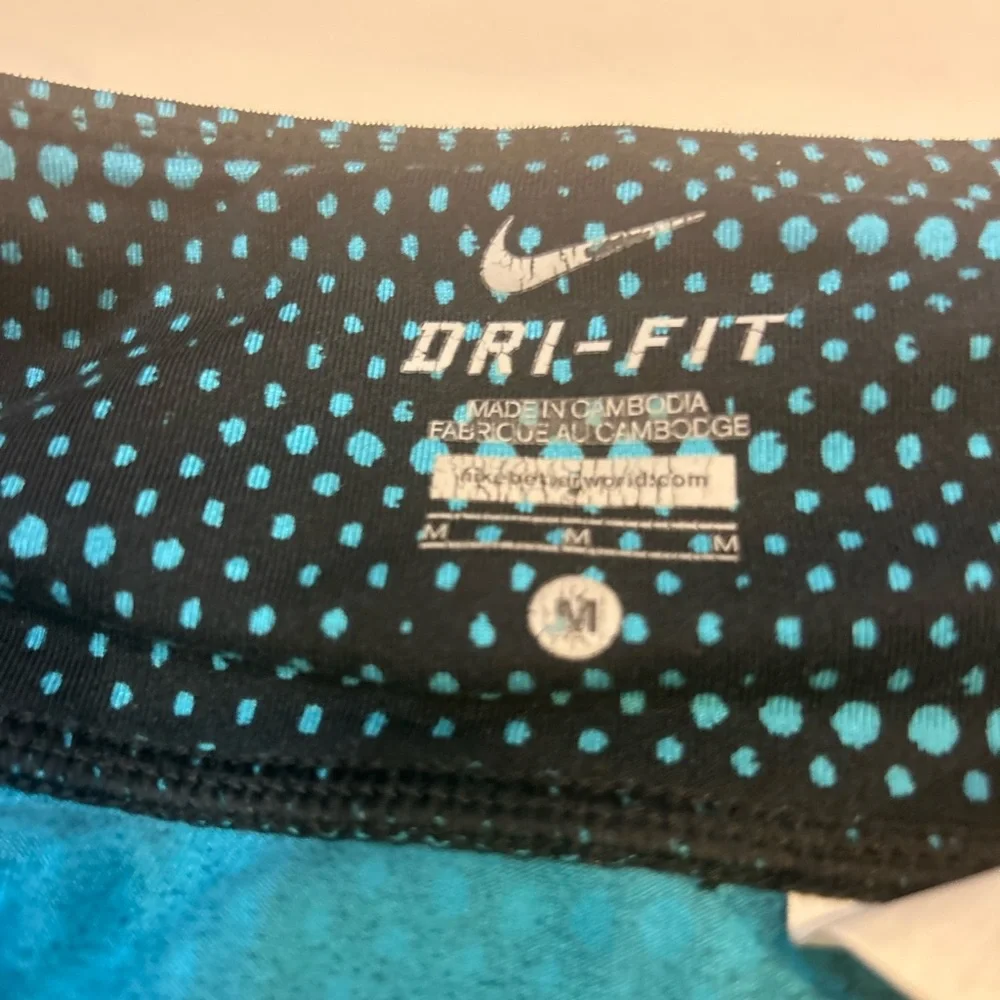 Nike Black and Teal Dotted Leggings